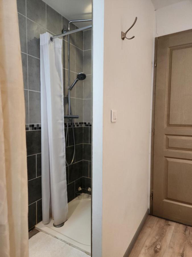 Chambres Privees A Hautvillers, Berceau Du Champagne Avec Salle De Bain Et Toilettes Incluses Exterior photo